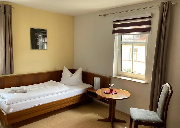 Am Theater 3* Weimar (Thuringia)